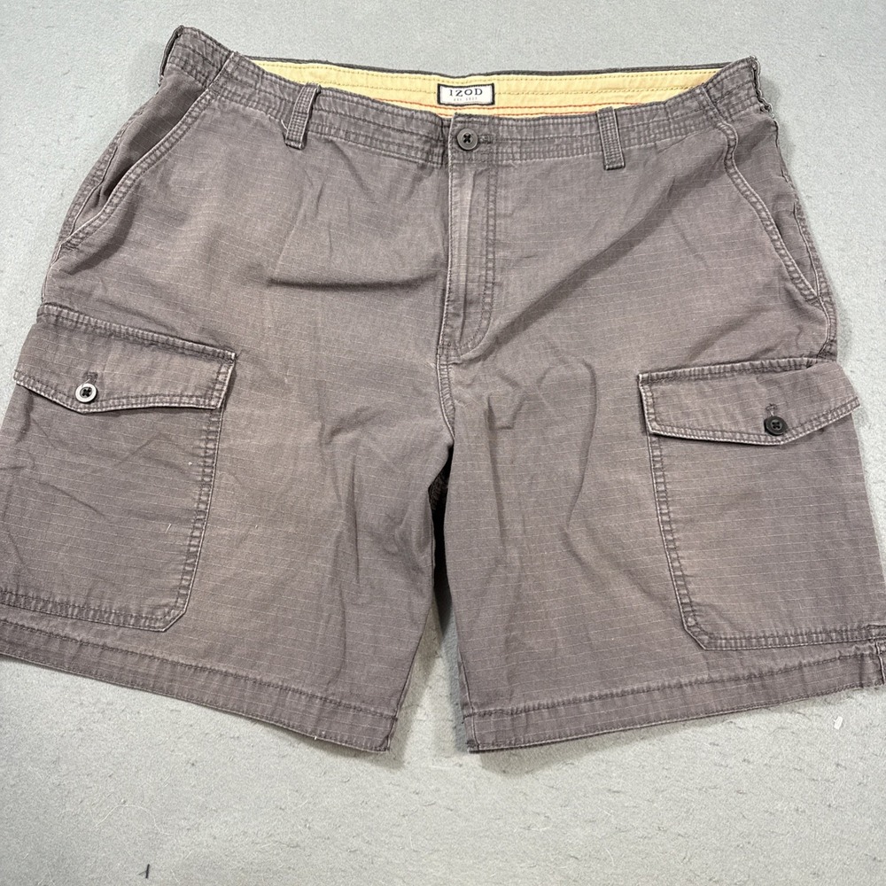 Izod Saltwater Rip Stop Shorts Mens 38 GRAY Stretch Cargo Golf Casual